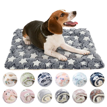 Flannel Pet Sleeping Mat Dog Bed Cat Litter Puppy Bed Dog Sofa Lovely Mattress Cushion for Small Large Dog Blanket Pet Supplies